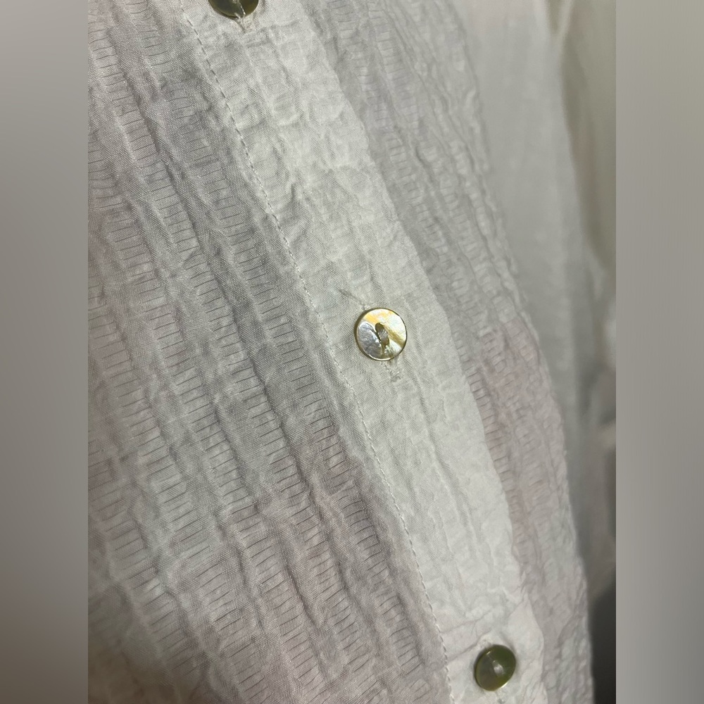 Pink Ripple White Flowy Real Shell Button Down Collared Blouse Size Small - Picture 8 of 14